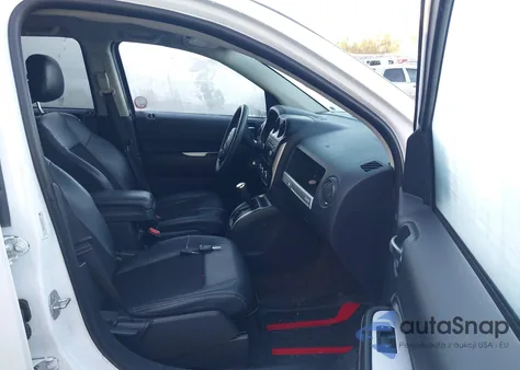 2014 Jeep Compass Sport/North z USA, uszkodzony, nr VIN 1C4NJCAB4ED835801